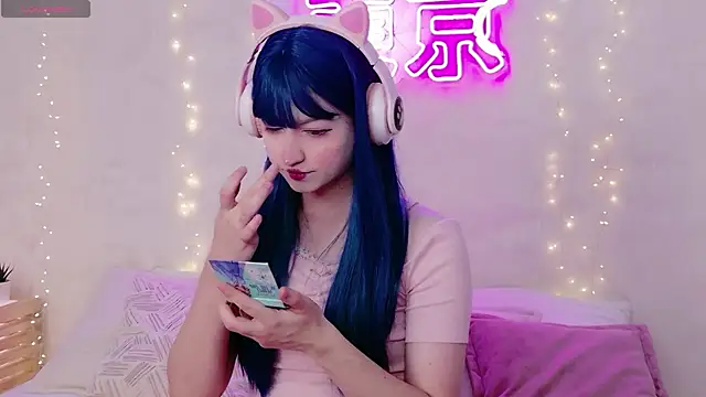 EffyEfans online show from 12, 11, 2025