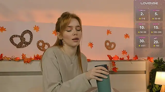 Phoenix Margo online show from 18, 9, 2025