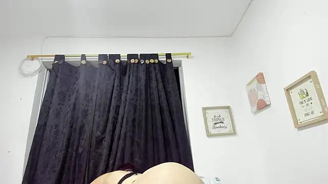 Snapshot of MANDY_GIRL_BBW chatting on 27, 11, 2025 MANDY GIRL BBW online show from 27, 11, 2025