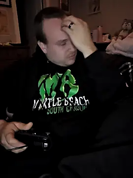 Snapshot of Holy5417_69 chatting on 1, 12, 2025 Holy5417 69 online show from 1, 12, 2025