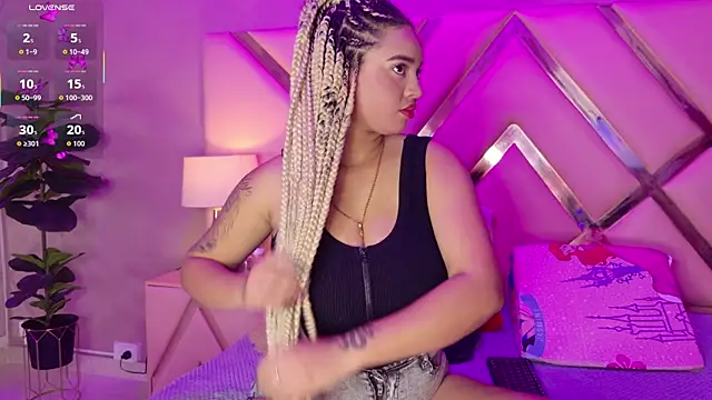 MalaikaBrown online show from 12, 2, 2026