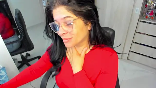 Snapshot of BellaFlaming chatting on 18, 6, 2026 BellaFlaming online show from 18, 6, 2026