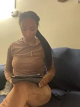 Snapshot of Iceblanca chatting on 9, 2, 2025 Iceblanca online show from 9, 2, 2025