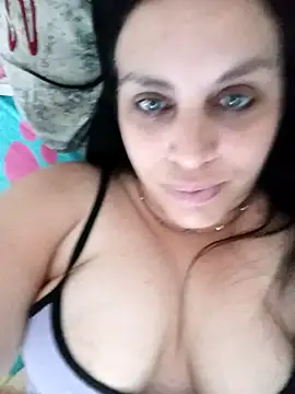 Snapshot of CRUELLAXX chatting on 14, 12, 2024 CRUELLAXX online show from 14, 12, 2024