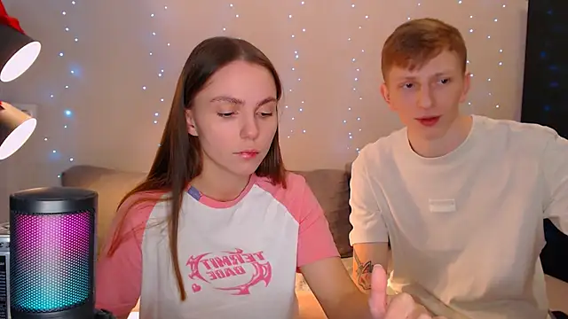 juliaanddima online show from 26, 1, 2025