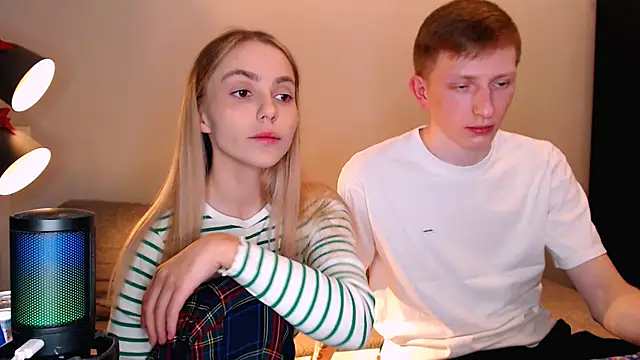 juliaanddima online show from 22, 11, 2025