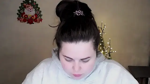 Emily Mo online show from 20, 12, 2025