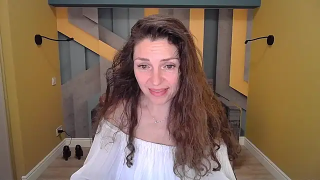 EllaLong online show from 14, 1, 2025