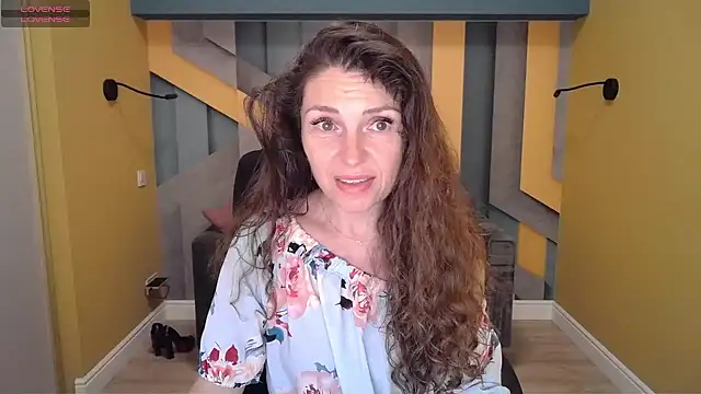 EllaLong online show from 1, 2, 2025