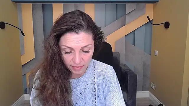 EllaLong online show from 22, 10, 2025