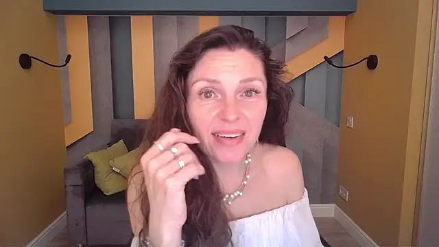 EllaLong online show from 1, 4, 2026