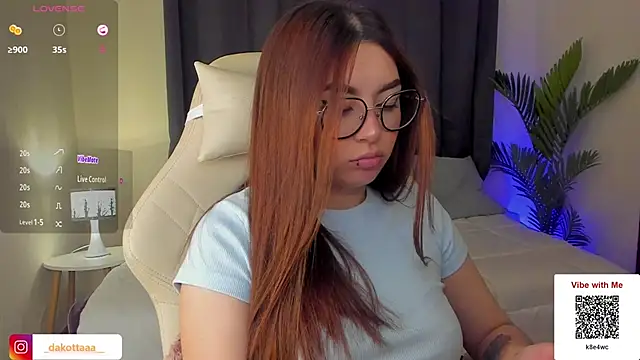 Snapshot of dakottaa_ chatting on 18, 2, 2025 dakottaa online show from 18, 2, 2025
