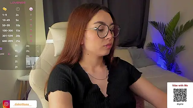 Snapshot of dakottaa_ chatting on 6, 3, 2025 dakottaa online show from 6, 3, 2025