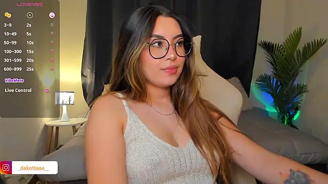 dakottaa  online show from 5, 3, 2026