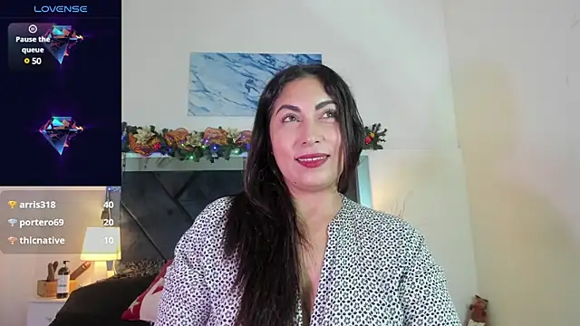 Lauralove 69 online show from 26, 12, 2024