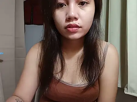 Snapshot of sweet_goldenAngel chatting on 19, 7, 2026 sweet goldenAngel online show from 19, 7, 2026