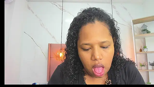 Belle Brunette online show from 14, 4, 2026