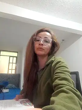 Snapshot of valeria_teiku chatting on 18, 9, 2025 valeria teiku online show from 18, 9, 2025