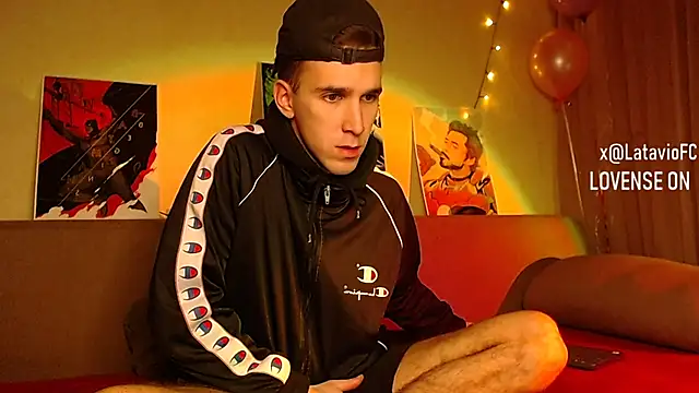 Midnighter  online show from 25, 12, 2024