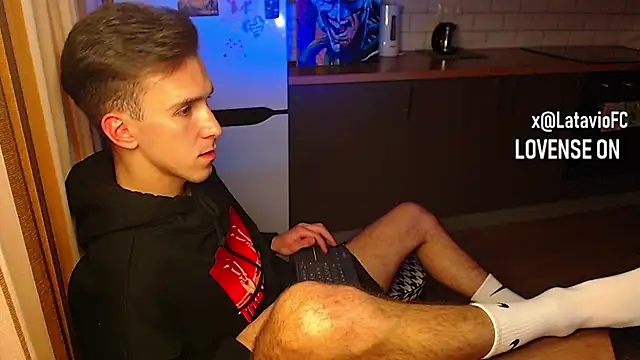 Midnighter  online show from 29, 10, 2025