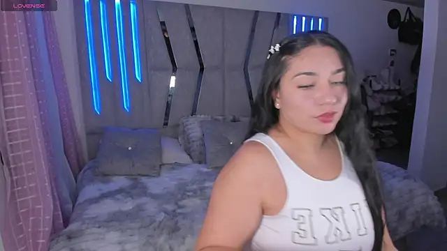 scarlet miller1 online show from 25, 6, 2026