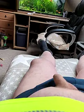 Mariomario0565 online show from 24, 10, 2025