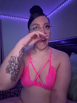 QueenNuttCollector online show from 1, 3, 2026