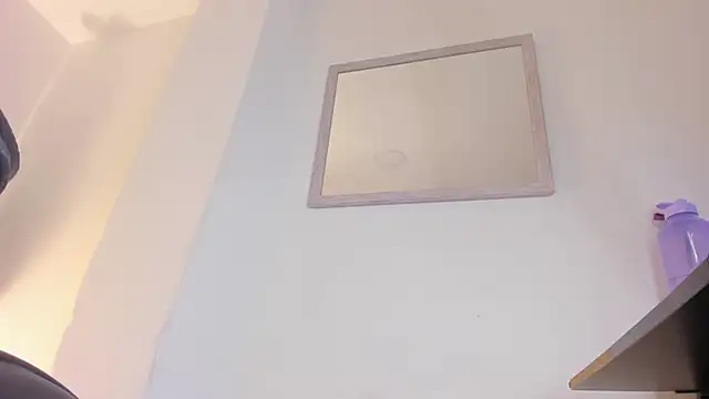 izaro22 online show from 15, 2, 2025