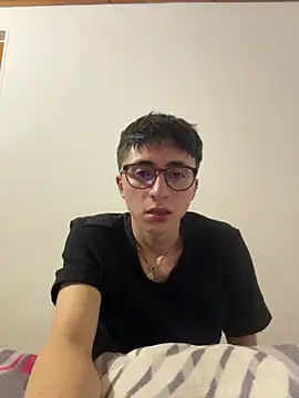 CamiRojas boy online show from 6, 1, 2026