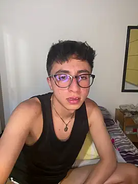 CamiRojas boy online show from 23, 5, 2026