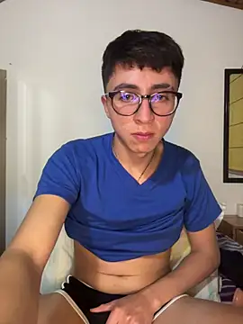 CamiRojas boy online show from 13, 6, 2026