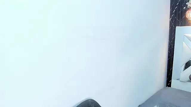 Angie Will online show from 28, 2, 2025