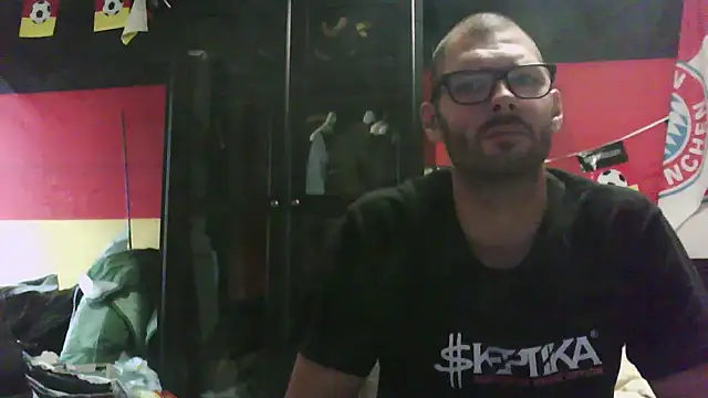Snapshot of Die-geile-Sau chatting on 9, 9, 2025 Die-geile-Sau online show from 9, 9, 2025