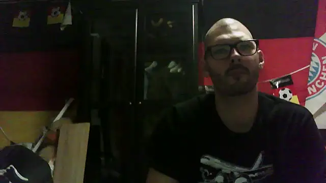 Snapshot of Die-geile-Sau chatting on 4, 10, 2025 Die-geile-Sau online show from 4, 10, 2025