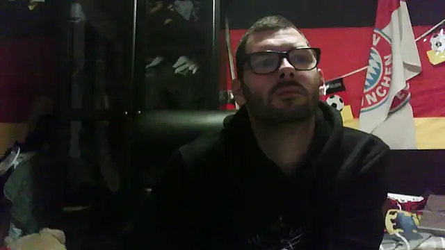 Die-geile-Sau online show from 24, 11, 2025