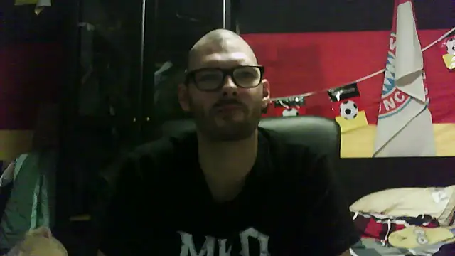 Die-geile-Sau online show from 28, 11, 2025