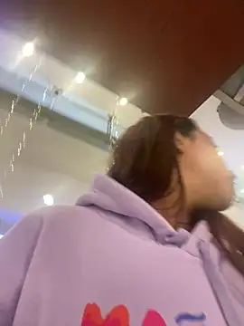 Snapshot of Vaiolet_a chatting on 26, 12, 2024 Vaiolet a online show from 26, 12, 2024