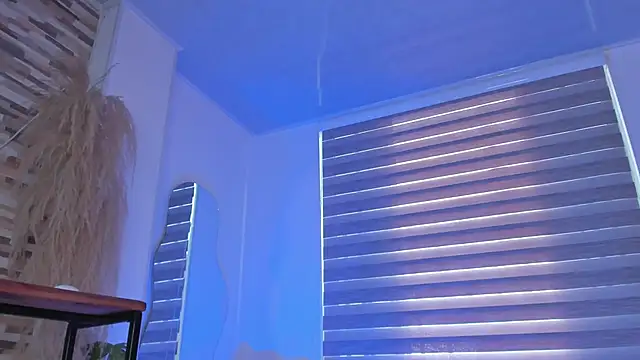 Vanesa novvoa online show from 5, 2, 2025