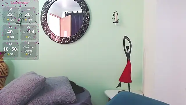 Sofia Franco  online show from 13, 12, 2024