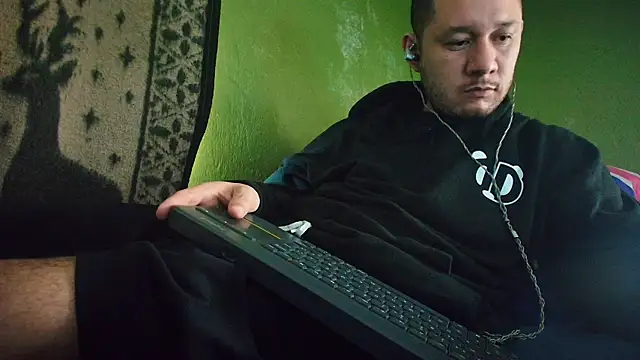 sweet cock28 online show from 2, 2, 2025