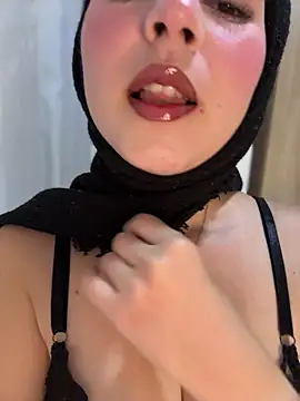 Snapshot of naughty__angel chatting on 28, 4, 2026 naughty angel online show from 28, 4, 2026