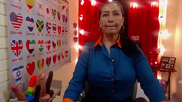 Snapshot of Sarah_teiku chatting on 23, 12, 2024 Sarah teiku online show from 23, 12, 2024