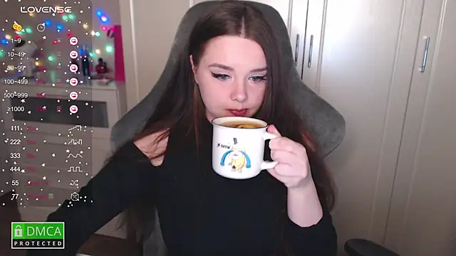 aliice cutie online show from 1, 3, 2025