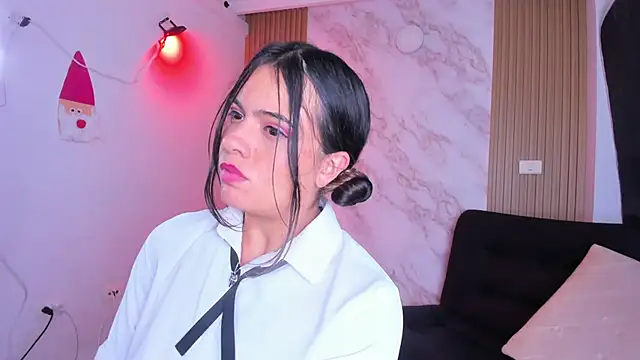 Megan blue7 online show from 13, 2, 2025