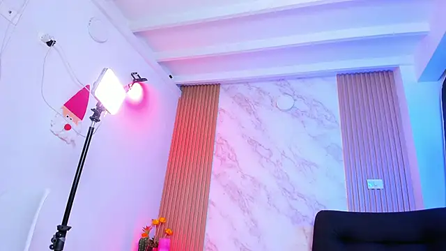 Megan blue7 online show from 13, 3, 2025