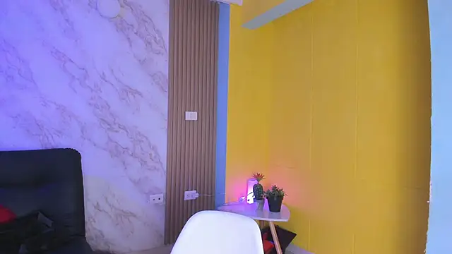 Megan blue7 online show from 21, 10, 2025