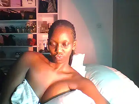 Snapshot of tashwaa chatting on 2, 8, 2026 tashwaa online show from 2, 8, 2026