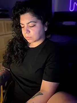 Snapshot of kimmiakiss22 chatting on 13, 2, 2026 kimmiakiss22 online show from 13, 2, 2026