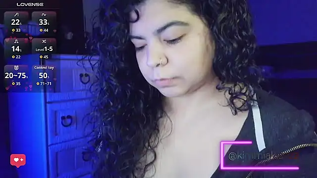 Snapshot of kimmiakiss22 chatting on 5, 3, 2026 kimmiakiss22 online show from 5, 3, 2026