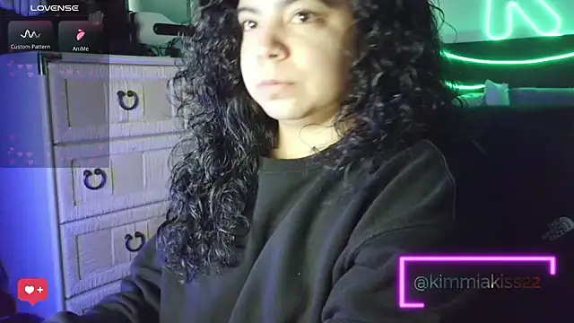 Snapshot of kimmiakiss22 chatting on 5, 3, 2026 kimmiakiss22 online show from 5, 3, 2026